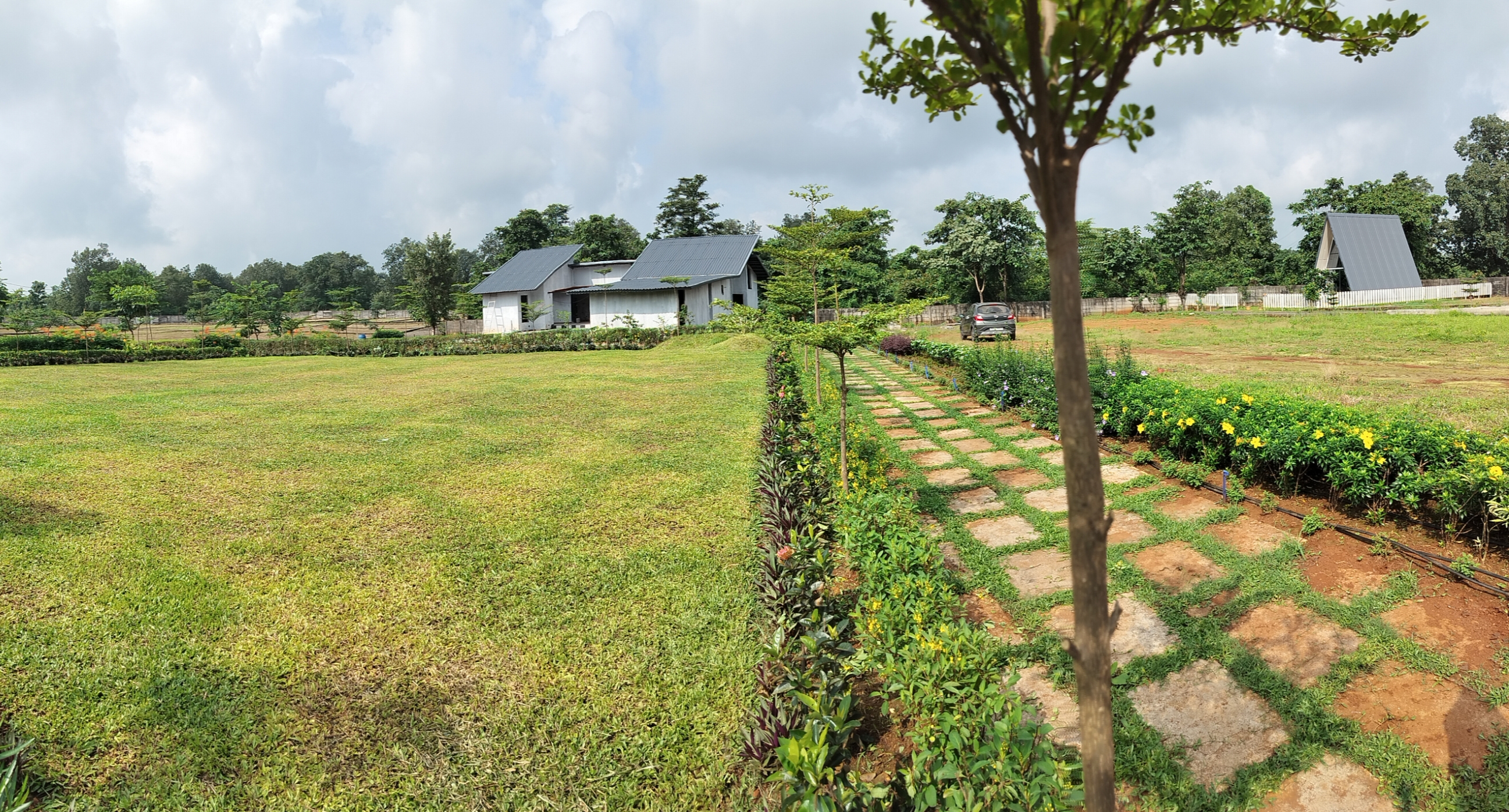 West Wood Hills